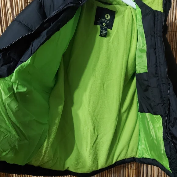 XERSION  size s (8) boys color Black and green - Picture 4 of 7